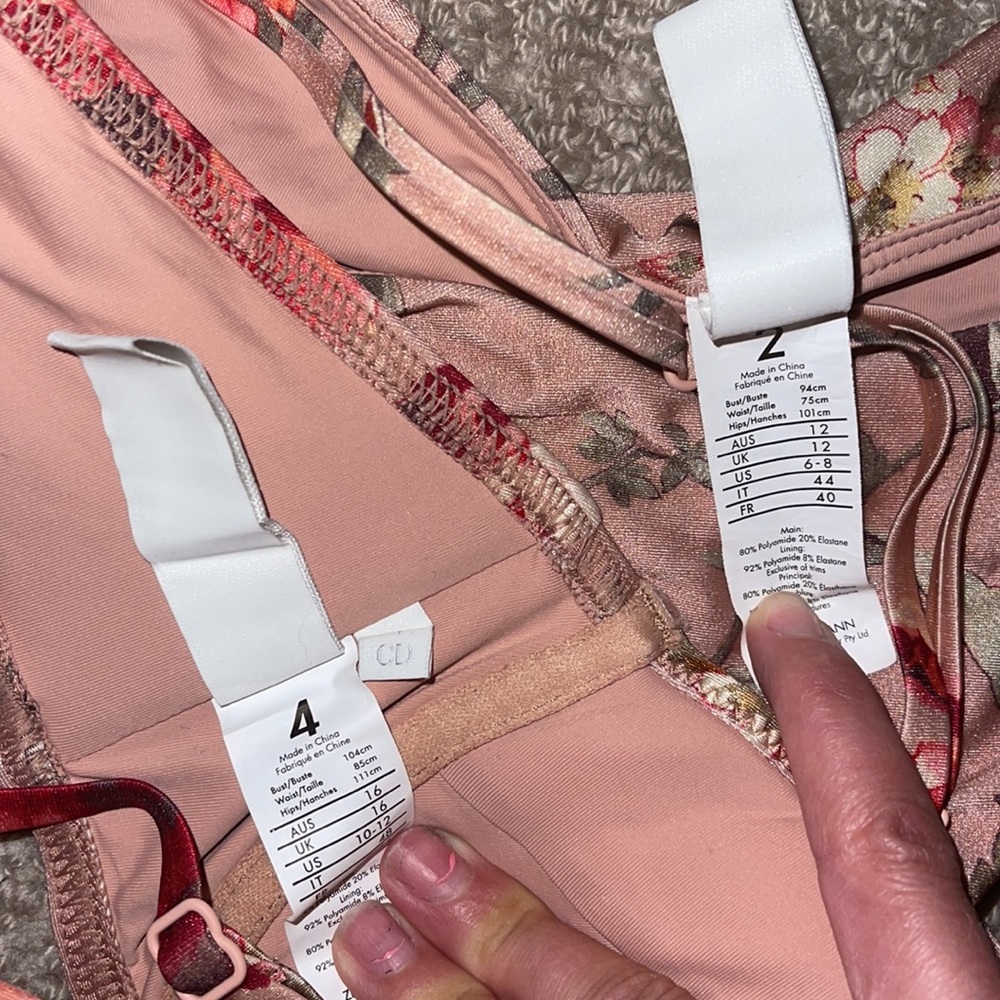 Gorgeous Zimmerman floral bikini set - Picture 10 of 10